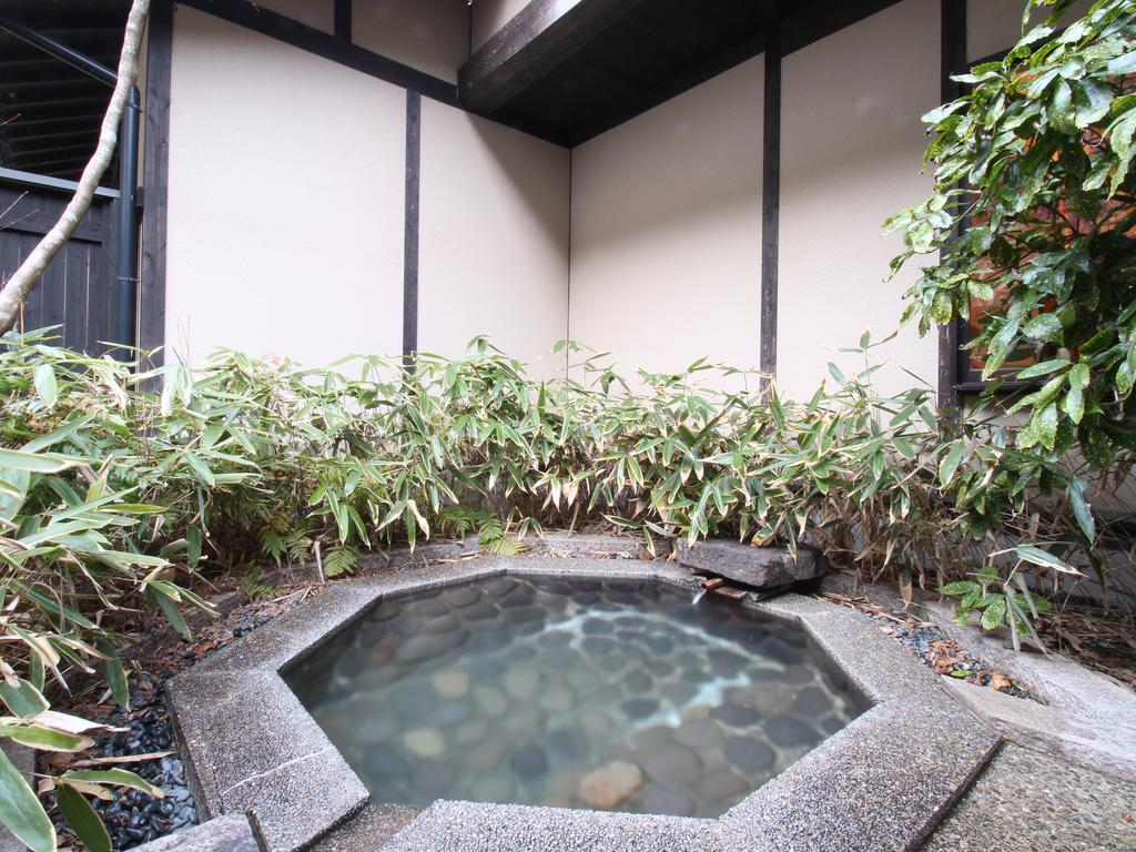 Hotel Yusenkaku Jacuširo Exteriér fotografie