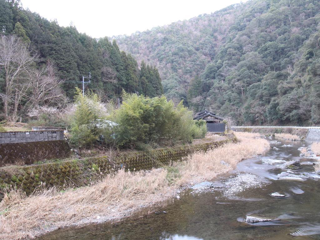 Hotel Yusenkaku Jacuširo Exteriér fotografie