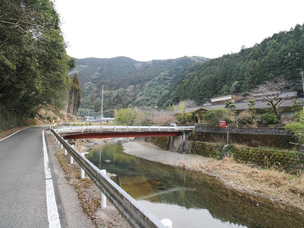 Hotel Yusenkaku Jacuširo Exteriér fotografie